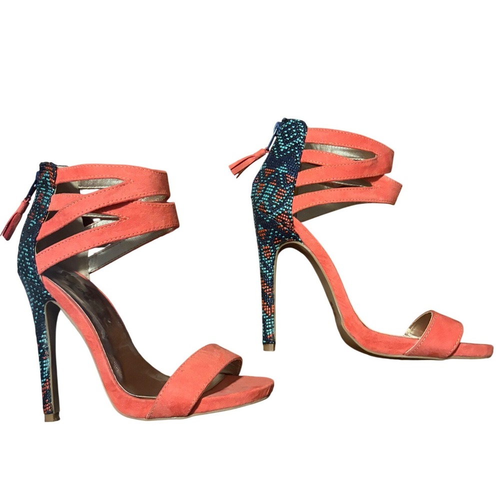 Qupid Stiletto Heels Boho Geometric‎ Coral Strappy Tassel Caged Sandal Size 7